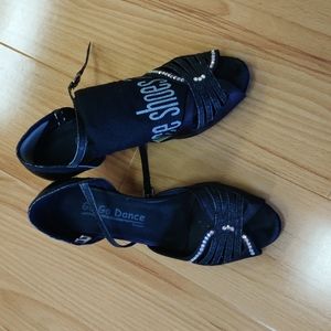 Size 6 and 1/2 black satin go go dance shoes 2.5 heel